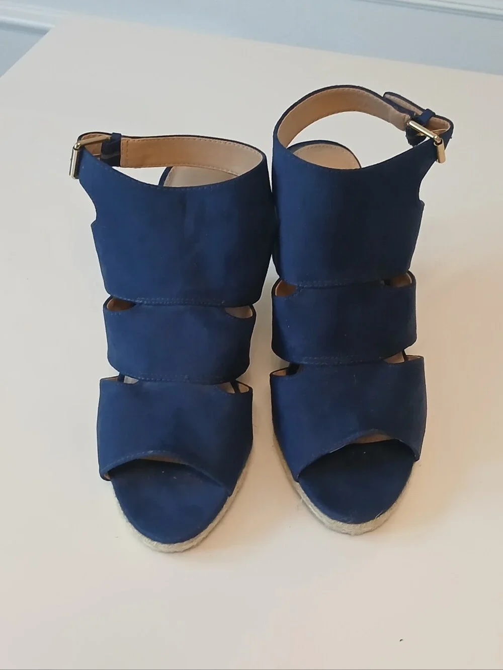Apartment 9 Wedge Sandal Size 8.5